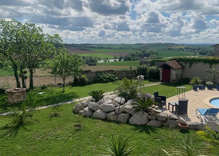 Carpe Diem En Albret Casa de Férias *